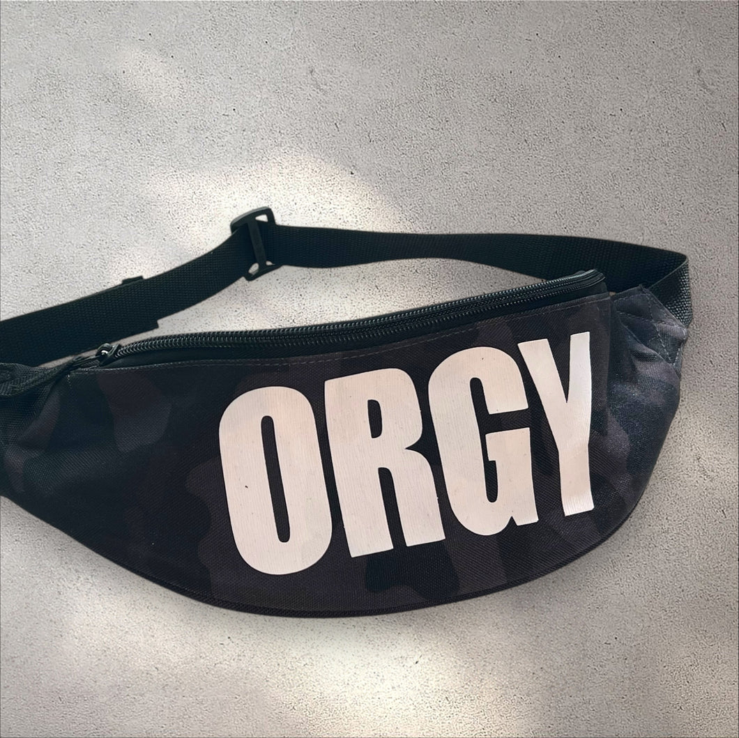 Group chill bumbag