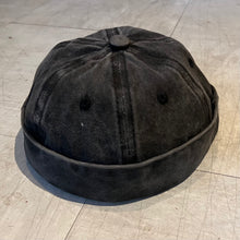 Load image into Gallery viewer, Docker snap back
